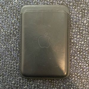 Apple MagSafe Wallet
